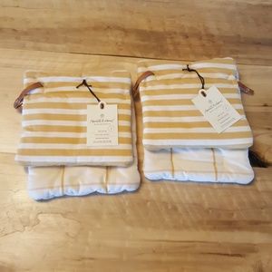 Hearth And Hand Pot Holders